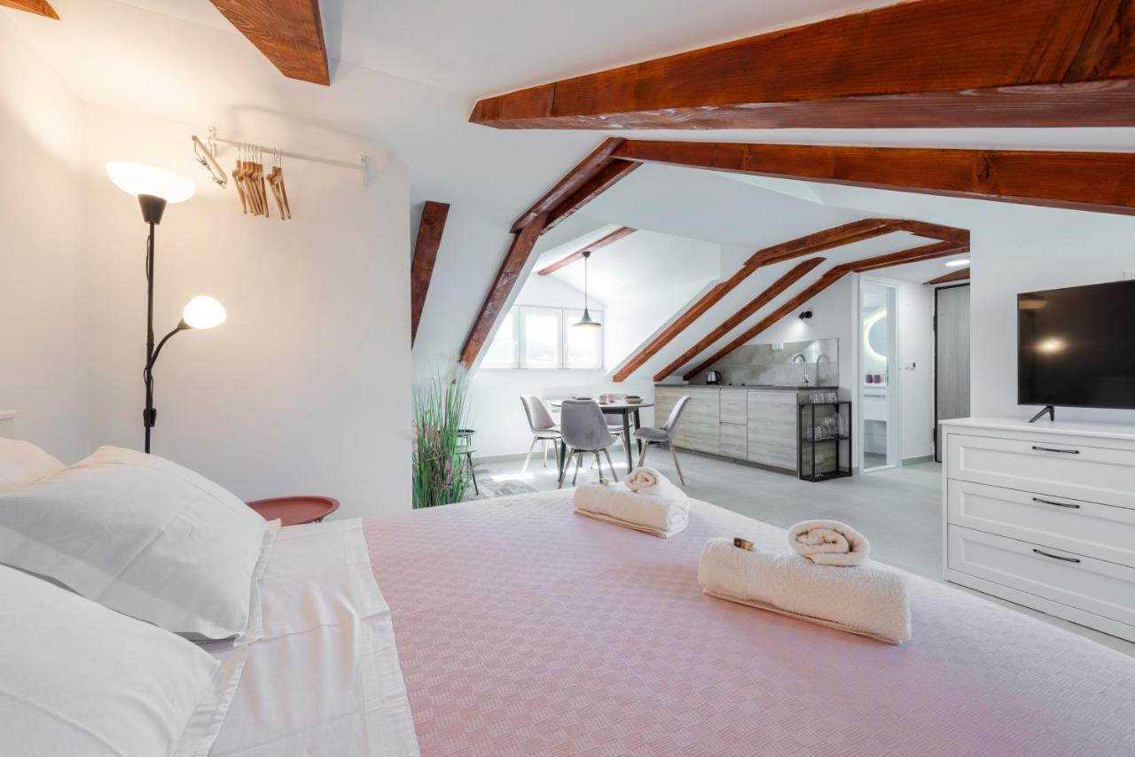 Villa Gold Residence 4 Млини Екстериор снимка