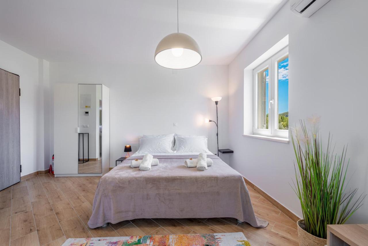 Villa Gold Residence 4 Млини Екстериор снимка